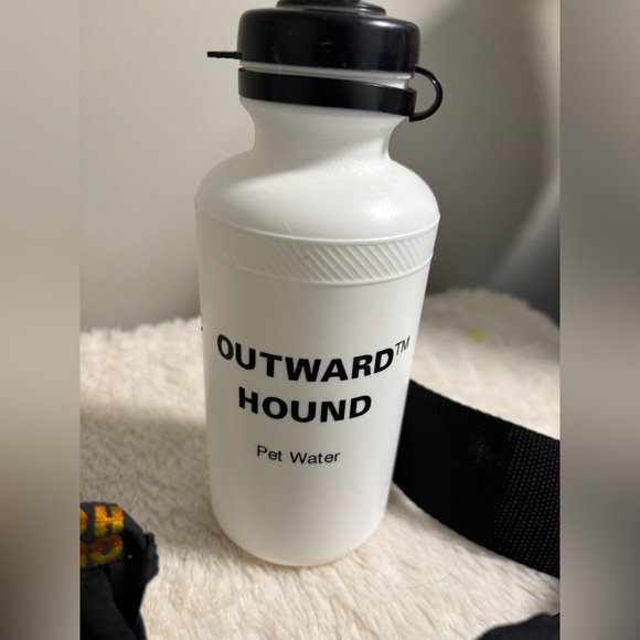 Outward Hound Pet Dog Travel Gear Fanny Pack With Water Bottle - Picture 2 of 9